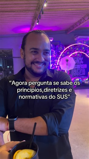 Tuca Salgueiro | Uma coisa não tem nada a ver com a outra. 🤣🫠 #estudantedasaúde #faculdade #estudante #semanadeprovas | Instagram