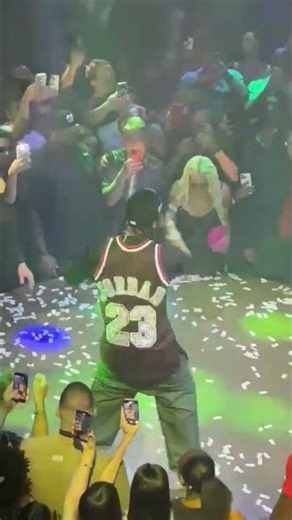 YOLO! Tyga Performs DRAKE's "The Motto" LIVE at E11EVEN Miami (10/3/25)