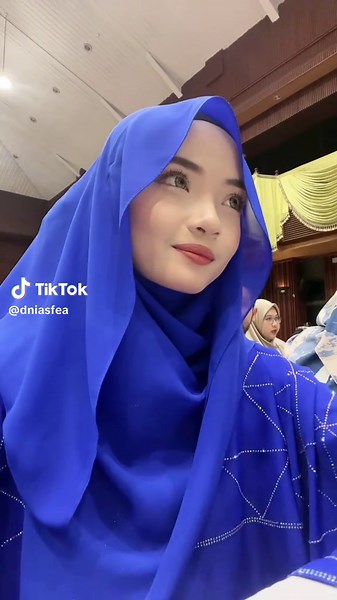 Tutorial Shawl Labuh: Gaya Menawan untuk Semua