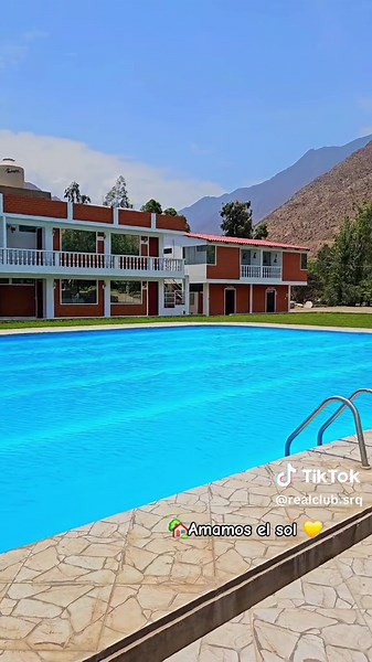 ☀️🏡Recuerden reservar con anticipación🇵🇪🚙Tenemos clima soleado en Santa Rosa de Quives🏊🏻‍♀️☀️ 🌿🧘🏻‍♀️ *Estamos a 5 minutos del pueblo ⛪ 🏡Habitaciones Familiares dentro del Real Club SRQ🤗 🌊También Full-day de Domingo a Viernes de 8:00 am a 5:00 pm☀️ 🤽🏻‍♂️Piscinas incluidas🌴 ☀Entrada General Full-day: S/20 soles 👧🏻Niños de 2 a 8 años, adultos mayores de 65 años, mascota pequeña y dócil: S/10 soles 🏡Hotel y 🏕Campamento disponible🛎desde Sábados a las 6:00 pm hasta los Viernes 5:00