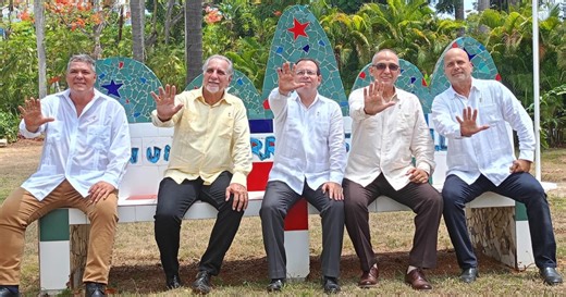 The five former Cuban spies come together to commemorate State Security Day.