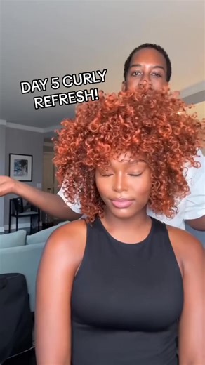 Curl Wow SHOOK Mix Fix Bundling Spray delivers weightless definition, bounce, and shine—no crunch, no stickiness, just glossy, frizz-free curls 💫 | Color Wow