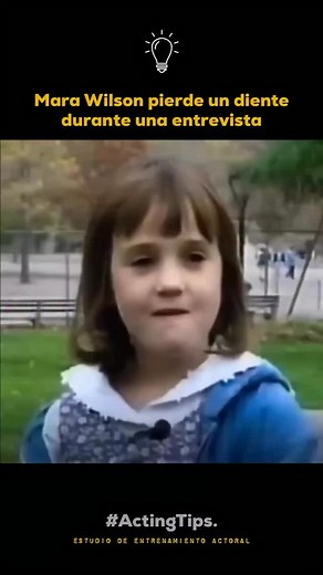 552K views · 152 reactions |  Durante una entrevista con Entertainment Tonight, Mara Wilson —la inolvidable Matilda— pierde un diente en cámara… ¡y lo maneja con su frescura de siempre! ▪️ No hay libreto, no hay poses: solo una niña siendo ella misma, en un mundo de adultos que intentan sostener una entrevista mientras ella simplemente… es. Seguinos en @acting__tips para más contenido #MaraWilson #Matilda #acting #niñez #actuación #actingtips | Acting Tips | Facebook