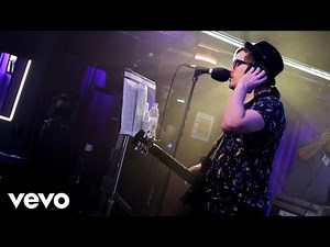Fall Out Boy - Uptown Funk (Mark Ronson ft Bruno Mars cover in the Live Lounge)
