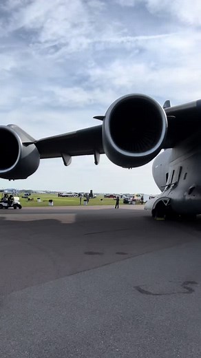 Cómo suena esa APU, del gigante C-17 🤤 #c17 #c17globemaster #c17globemasteriii #apu #engine #boeing #boeinglovers #airplane #aviation #aviationdaily #aviationlovers #aviationphotography #avgeek
