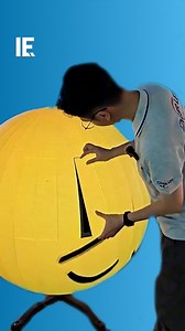 277K views · 1K reactions | Did you know that screens could curve like this? Credit: @leddisplay_eagerled / IG | Interesting Engineering | Facebook