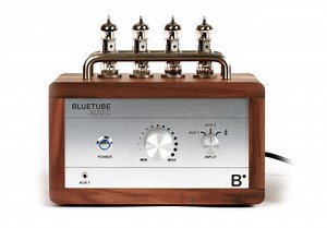 BlueTube Audio Vacuum Tube Amplifier With Integrated Bluetooth (video)