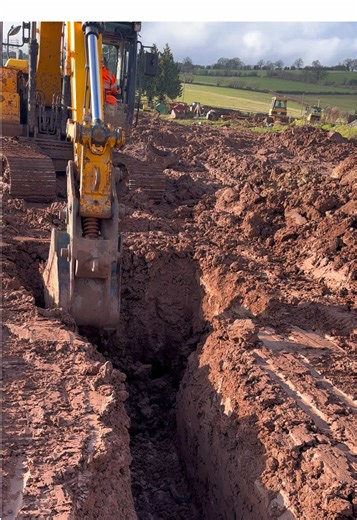 #diggertraining @Craig Diggertrainer #true #excavatoroperator #diggers #skillsthatpaythebills