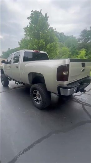 2009 Chevrolet Silverado 2500HD Lifted #automobile #liftedtrucks #chevytrucks #chevy