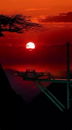 Exploring Reggaeton's Old School Vibes