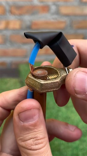 The old grounding trick almost no one has seen before Curious method for a fictional grounding #USATools #ElectricHack #MasterTrick | DIY BUGS