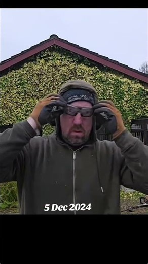 amazing tip, trust me #gardentok #gardeningideas #garden #ivyremoval #ivy