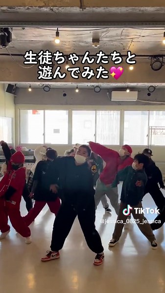 簡単に踊れるダンスレッスンのご紹介
