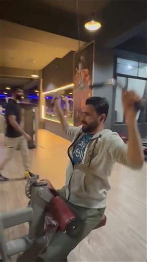 Wide Grip Lat Pulldown | Best Exercise for Back Wings 💪 Gym Workout