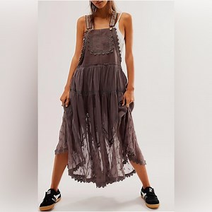 Maxi Dress Adjustable Strap Pleated Tiered Swing Long Dress with Pockets