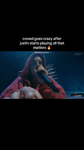 Justin Bieber singing “All That Matters” — crowd reaction at Coachella