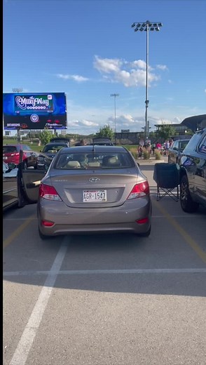 Drive in Movie Experience! All your favorite movie snacks brought right to your car! #drivein #movietheatre #milwaukee #driveinmovie #popcorn #candy