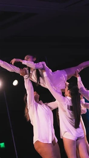 From practicing in our studio to competing on a stage! Our last year’s senior contemporary dance 🥹 Choreographed by Justin Pham 🤩 #contemporary #reels #dance #competitiondance #practice | KM Dance Arts
