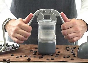 Leverpresso Portable Lever Espresso Maker (video)