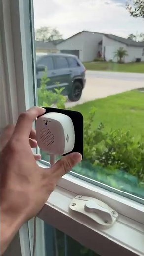 Crystal-clear 2K security camera - Color Night Vision - 24/7 Recording & Smart Alerts