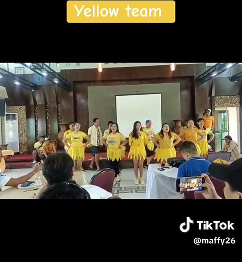 Team Building The yellow team cheers & yells. #rlroyalprimeconstructioncompany