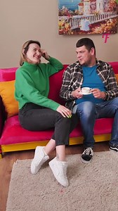 17K views · 91 reactions | Remaking an old sofa into the most stylish part of the interior #FabiosaLifehacks #Fabiosa #DIY #couchmakeovers #furniturerepair | Fabiosa Daily | Facebook