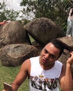 458K views · 1.9K shares | Faltam 10 Dias para o encerramento da votação do Prêmio @MultiShow 2016 gente! Continuem votando Simone e Simaria na categoria #Experimente através do site www.premiomultishow.com.br ou pelo APP "Prêmio MultiShow" disponível na Google Play e na APP Store! @tirullipa você é óóóóóóóóóóóótimooo! ❤️ | Simone e Simaria | Facebook