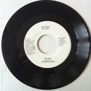 Commodores - Oh No