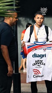 🎥🇨🇷 ¡Desde Costa Rica hasta Usulután! Le damos la bienvenida al país a nuestro nuevo DT Gerardo Marvin Solano y al PF Ricardo Antonio Arley, quienes se suman con fuerza y visión a este nuevo reto pampero. 🔴⚪🔵🐂 | Club Deportivo Luis Ángel Firpo