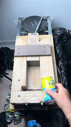 From Round to Flat in Seconds🤪 satisfying# crushing# machine# DIY# can