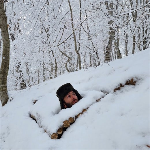 Winter Survival Shelter Built From SCRATCH in Freezing Forest! | Bushcraft Construction Technology