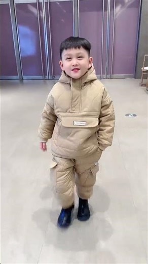 #KidsFashion #ChildrensClothing #WinterWear #PufferSuit #KidsStyle #AdorableKids