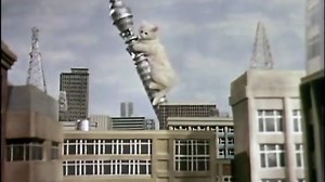 "Kitten Kong", 1970 😻 Twinkle the kitten is Zarathustra's predecessor 😻 TV sketch by the British TV show "The Goodies", broadcasted at 1970-80. The plot: Kitten Twinkle has been fed the special growth formula, he becomes a giant and begins inadvertently demolishing London. The full episode https://vimeo.com/33122684 | Fat Cat Art