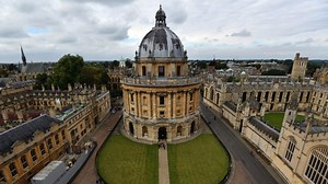Oxford University: EU workers must stay in UK | CNN
