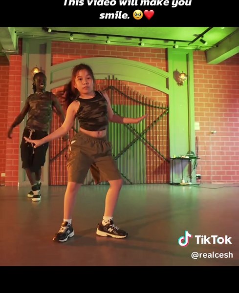 Meeting a New Friend in Bangkok, Thailand