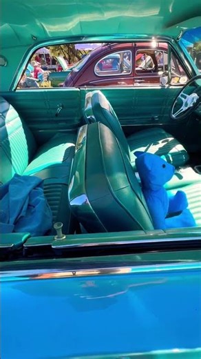 1963 Chevy Impala. Perfect lowrider car #lowriders #impalalowrider #chevyimpala #classiccar