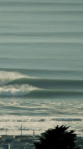 Surfers riding perfect waves at ocean beach in San Francisco, California #surfing #oceanwaves #oceanbeach #reels | Dgphotography