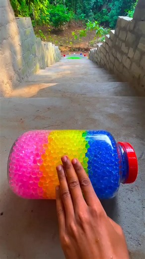 asmar##bottleonstairs #bottlebreaking #asmrbottle #softthingbottle #bottlecrunching