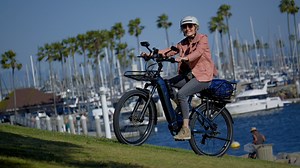 🌟 The Himiway A7 shines with its full-suspension frame for ultimate comfort and stability on any terrain 🏞️. Its 5 levels of automatic adjusting pedal-assist make every ride a breeze 🚴‍♀️💨!🚴‍♀️, the flexibility of switching between torque and speed sensors. With its 500W motor, you can say goodbye to parking and traffic jams! 🚗🚫 ❤️🚴‍♀️ A7: https://himiwaybike.com/official #HIMIWAY #NewRelease #Giveaway #SpecialOffer #Discount #D3 #D5 #D7 #A7PRO #himiwaybike #ebikeservice #ebiketour #ebik