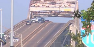 I-10W bridge reopens; stalled vehicle cleared