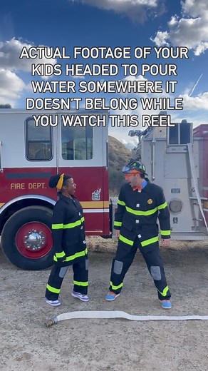 The moment you turn your back 👀🚒💦 | Blippi