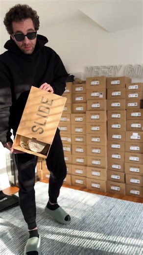 YEEZY SLIDE SALT #yzy #yeezy #slide #yeezys #yeezyslides #ye #adidas #salt #slides