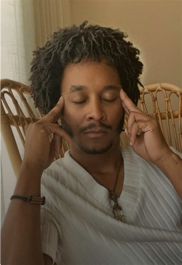 Altered states aren’t just mystical experiences — they’re powerful tools for healing. ⠀⠀⠀⠀⠀⠀⠀⠀⠀ When you learn to shift your inner state on purpose, you can release stress, calm the mind, and access deeper clarity 🌙✨ ⠀⠀⠀⠀⠀⠀⠀⠀⠀ READY TO DIVE DEEPER? | In January, I'm giving a live 4 week class at Phoenix and Dragon Metaphysical Bookstore in Atlanta, GA. ⠀⠀⠀⠀⠀⠀⠀⠀⠀ Altered States for Everyday Wellbeing is a 4-week meditation series offering a grounded, experiential introduction to altered states o