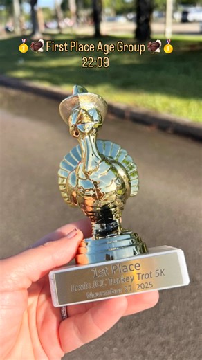 1.9K views · 52 reactions | Not at all trying to avoid helping in the kitchen for Thanksgiving dinner by sitting here posting multiple reels about the local 5k Turkey trot. I would NEVER do that  | Randi Zuckerberg | Facebook