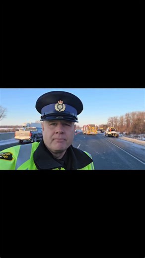 Second crash on #Hwy401 snarls traffic in the westbound lanes near Veteran's Memorial Parkway. Collision to be cleared shortly. 1 lane is open and traffic is slowly getting through. Please drive safe! #WROPP ^es | Ontario Provincial Police - West Region
