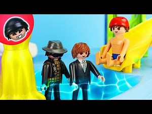 Im Schwimmbad vergessen! - Teil 2 Playmobil Polizei Film KARLCHEN KNACK #263
