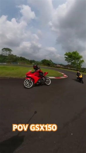 Suzuki GSX150 best in class 150 small motorbikes #motovlog #shorts #adrenaline