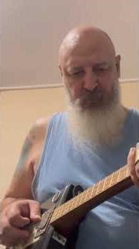 7th’s and minor chord loop to slide to