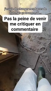 J'essaie de changer mes barres de toit sur mon kangoo #help #bricolage #travaux #astuce #voiture | Vivien Roulin