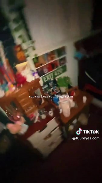 Room Tour: Aesthetic and Minimalist Inspirations